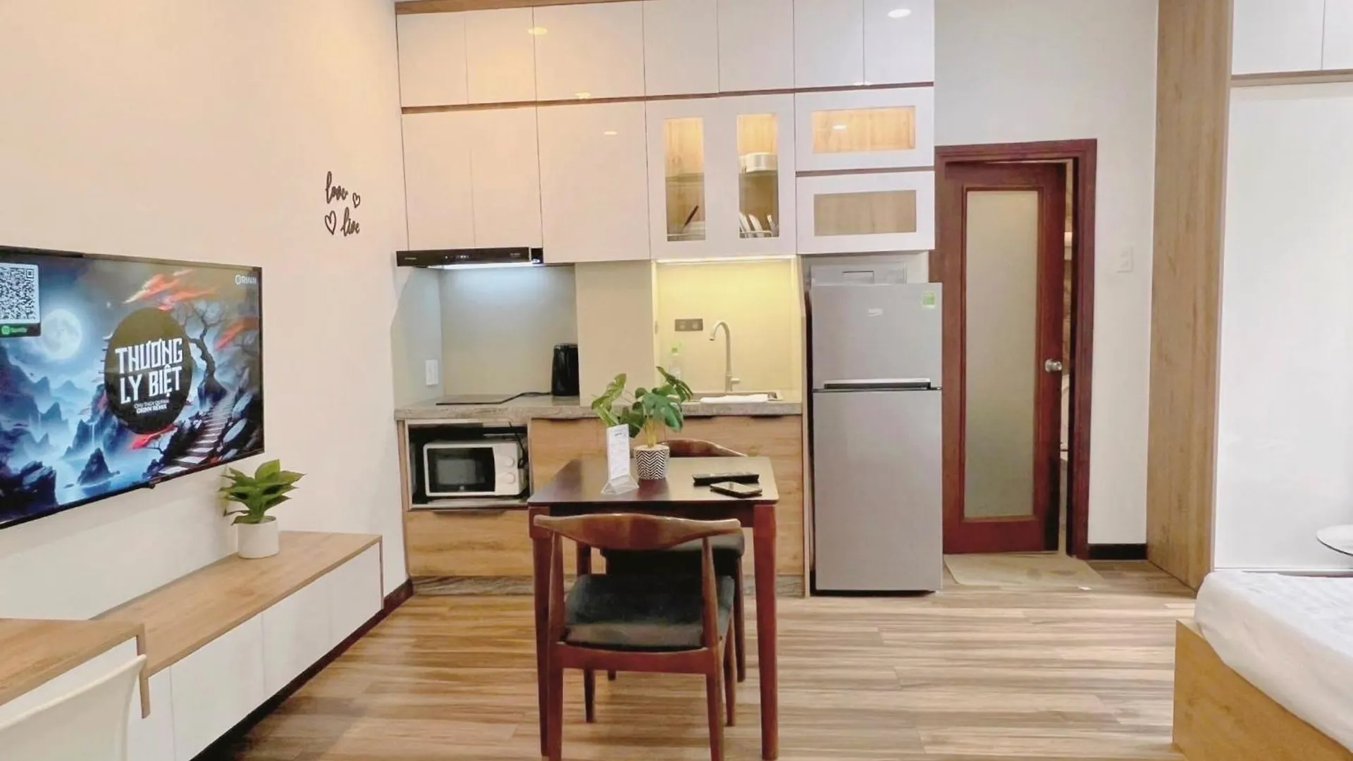 Riverside House Near Airport Ho Chi Minh City Apartment