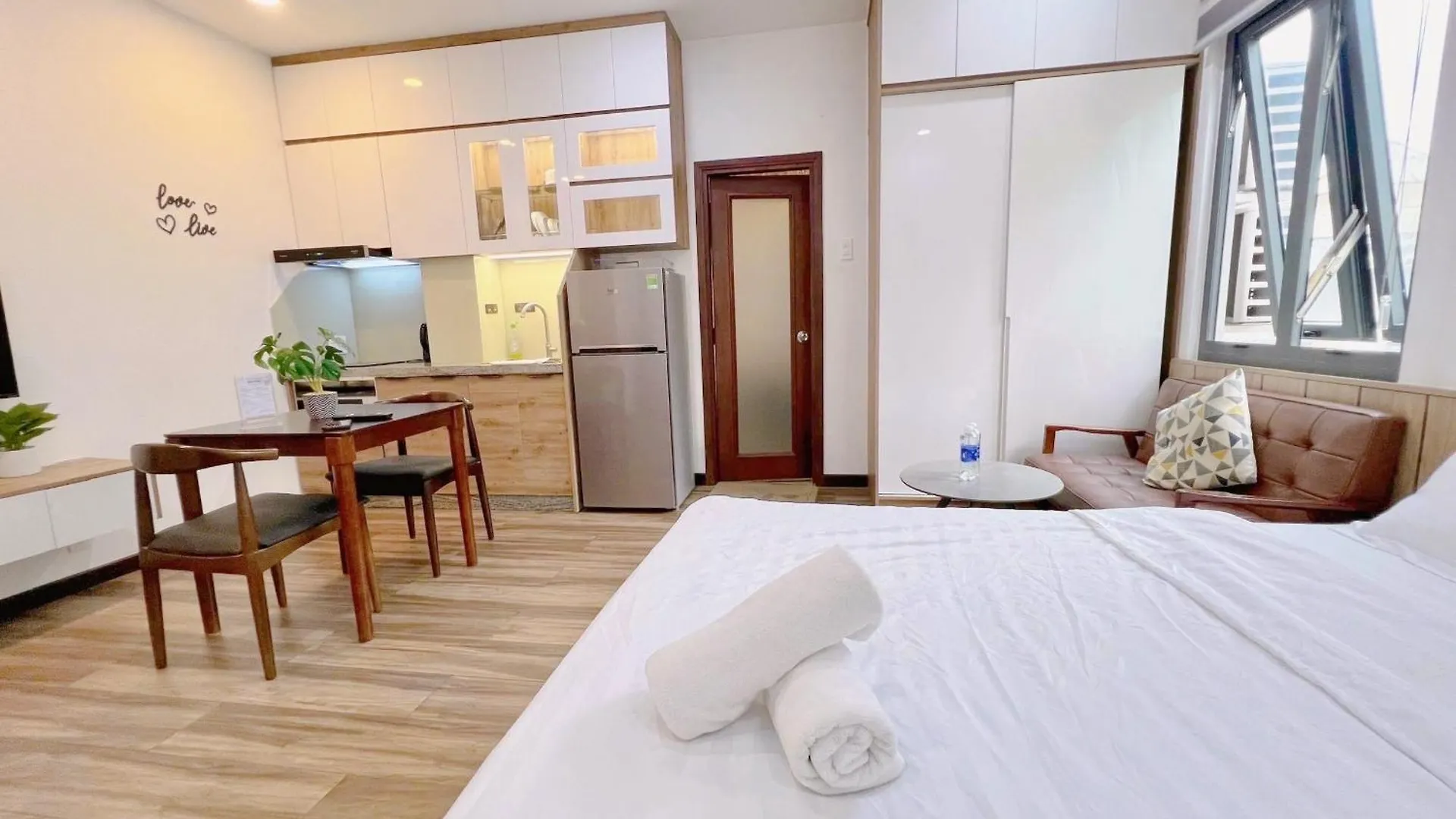 Riverside House Near Airport Ho Chi Minh City