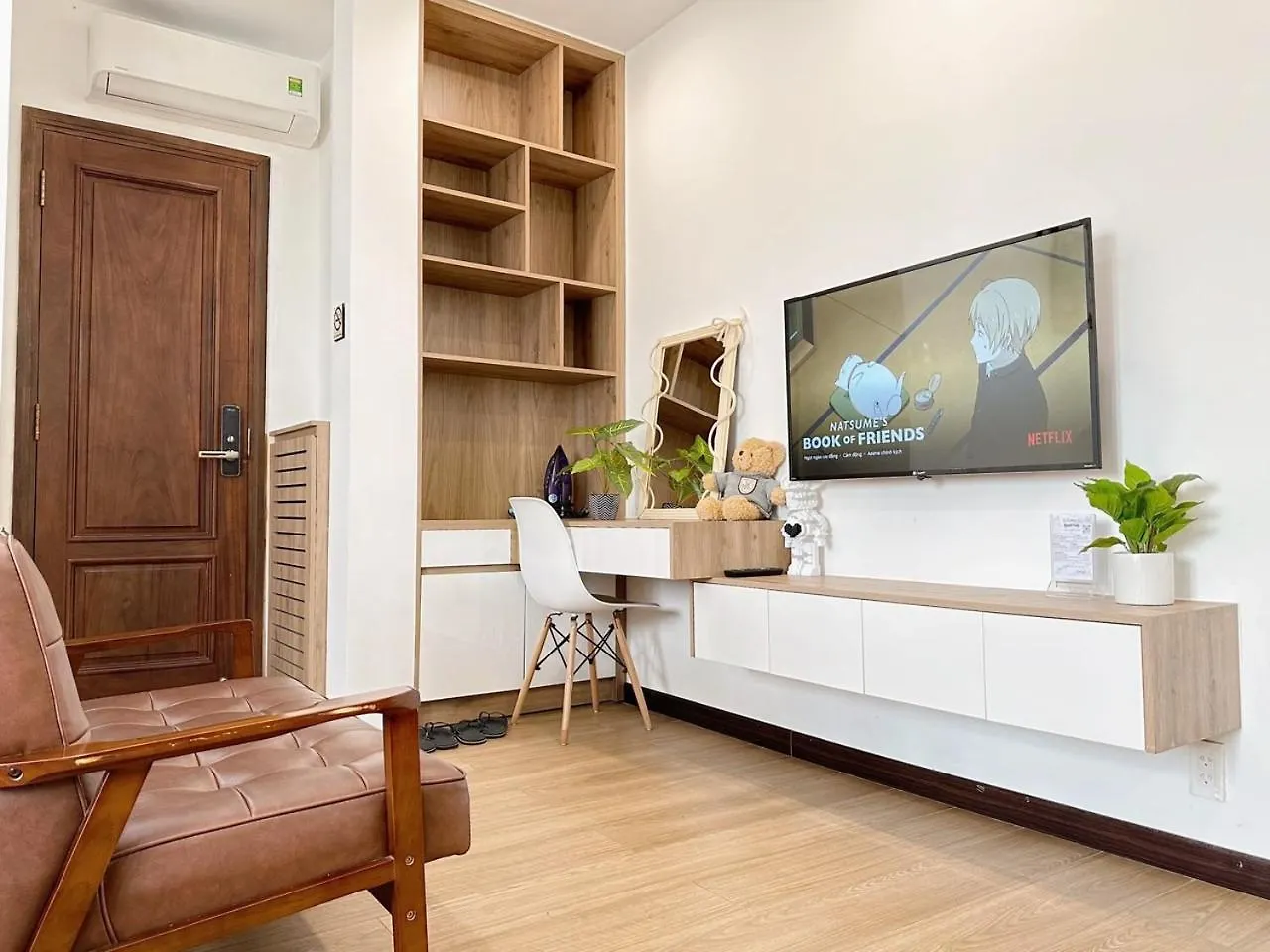 Apartment Riverside House Near Airport Ho Chi Minh City