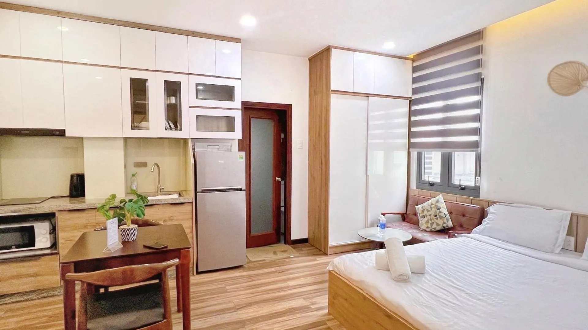Riverside House Near Airport Ho Chi Minh City 0*,  Vietnam