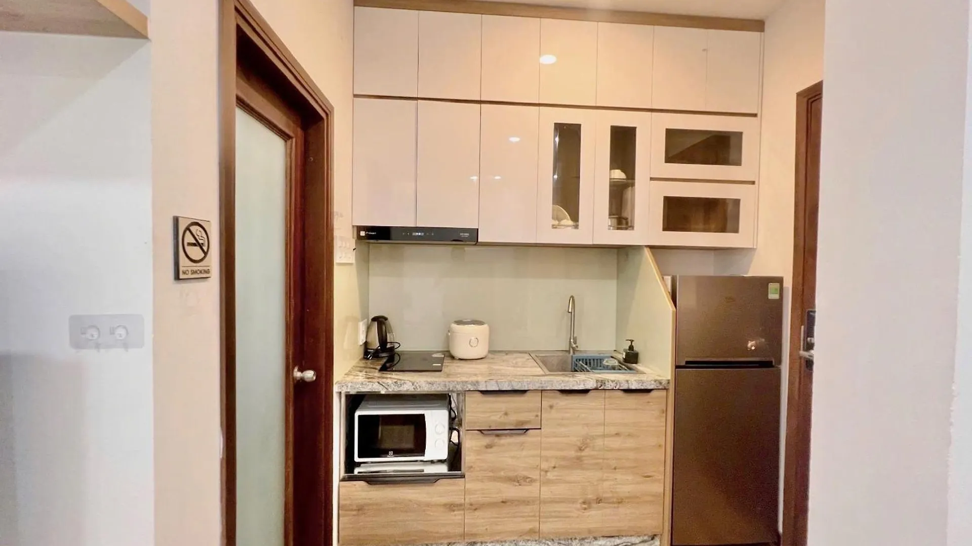 Riverside House Near Airport Ho Chi Minh City Apartment