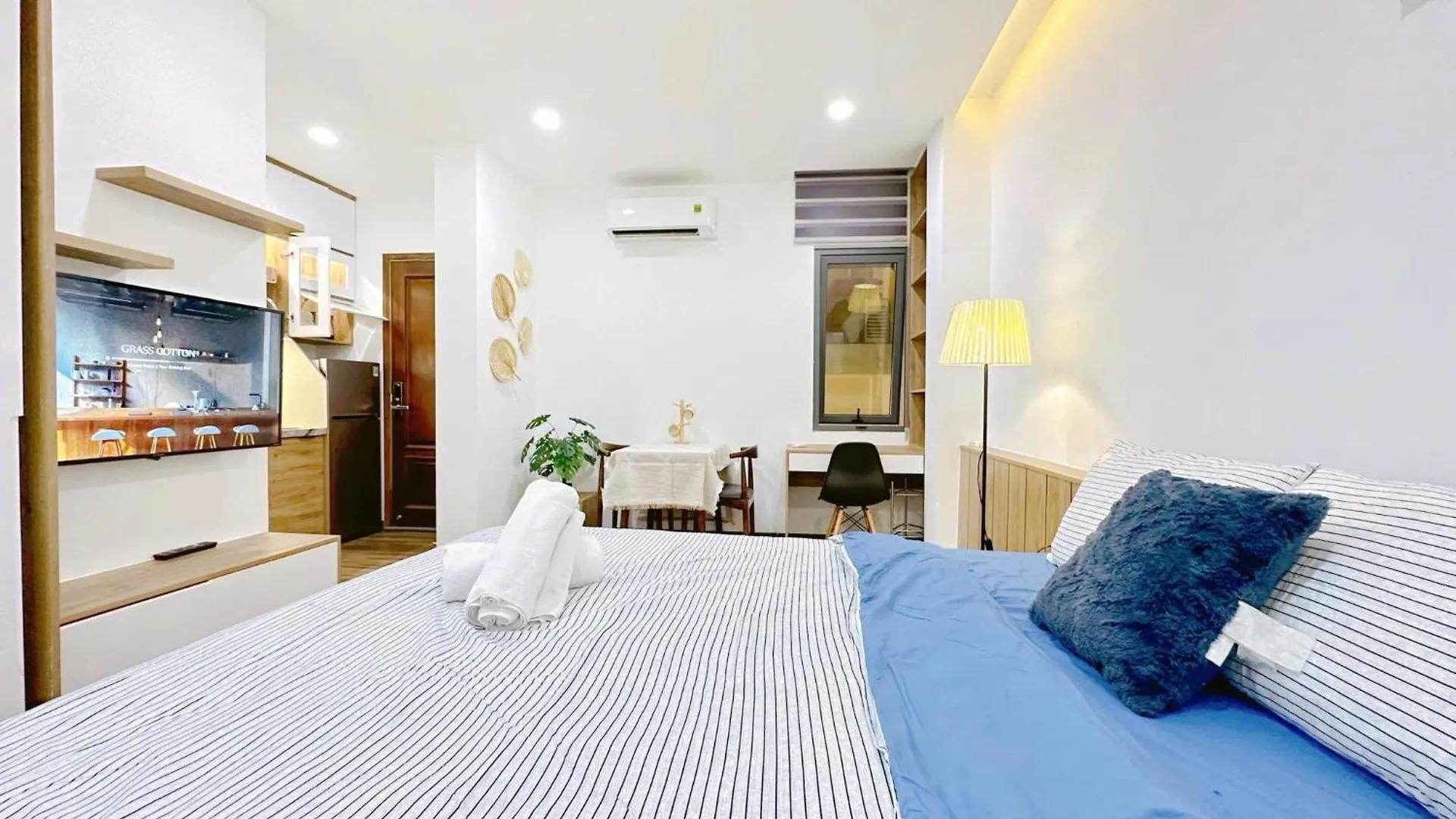 Apartment Riverside House Near Airport Ho Chi Minh City Vietnam