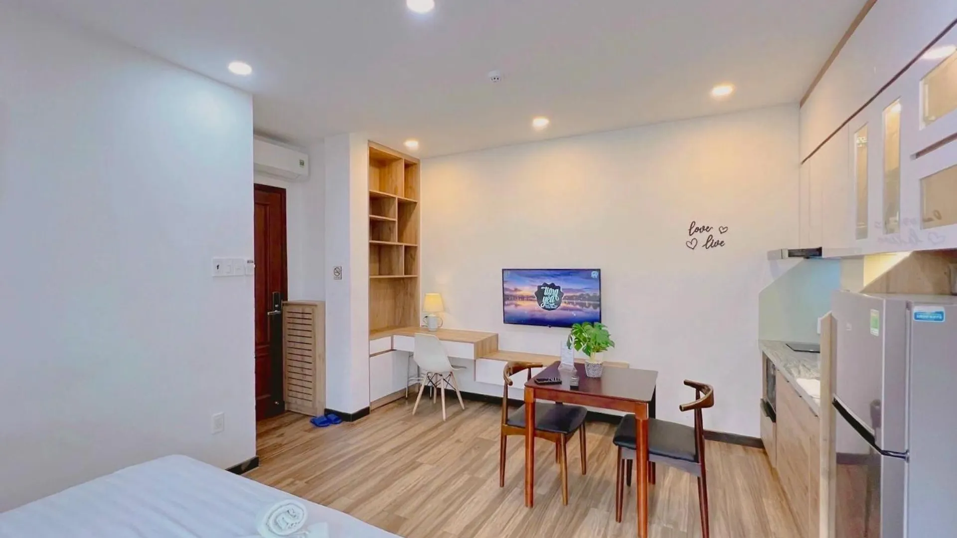 Riverside House Near Airport Ho Chi Minh City