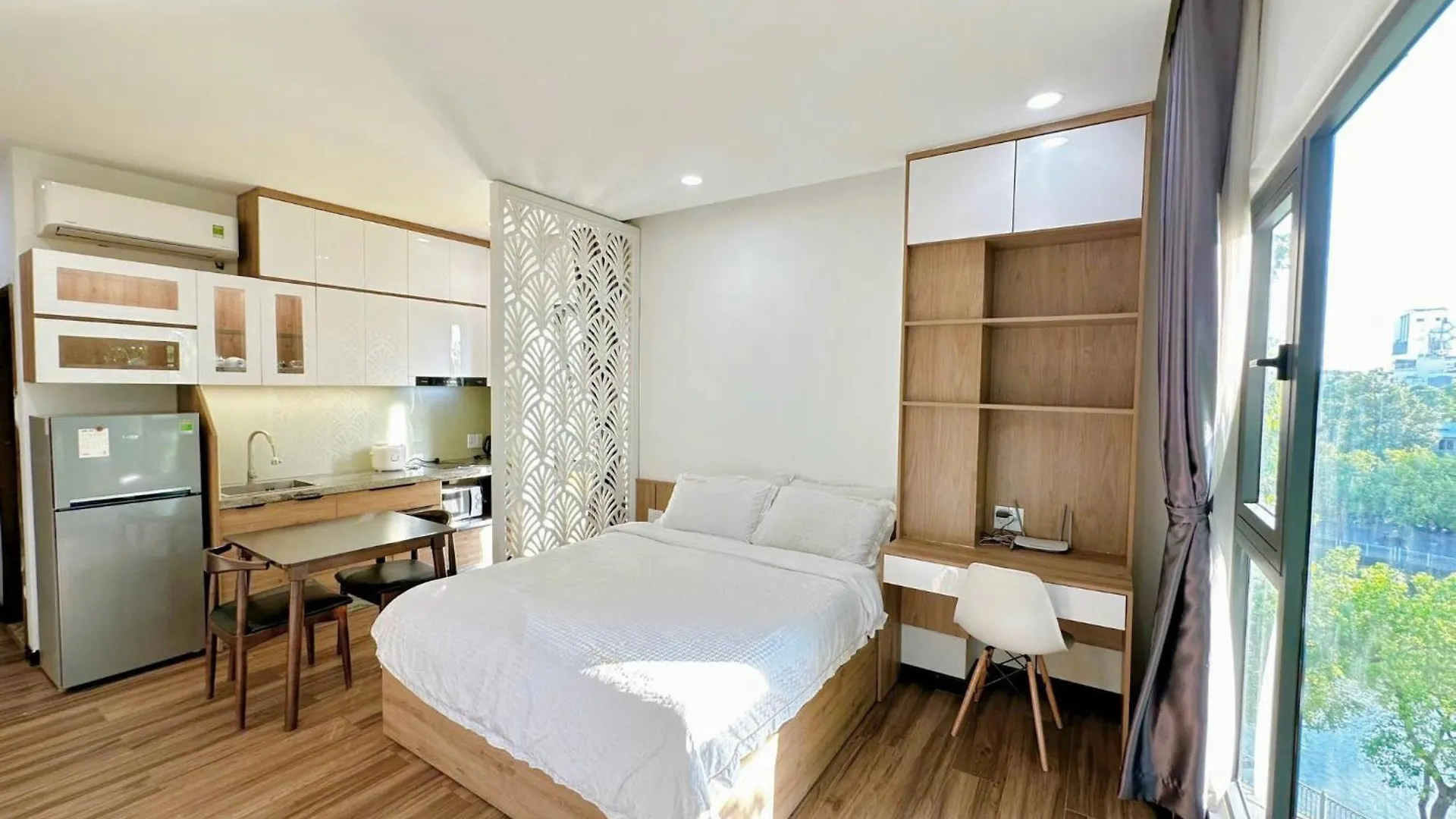 Riverside House Near Airport Ho Chi Minh City