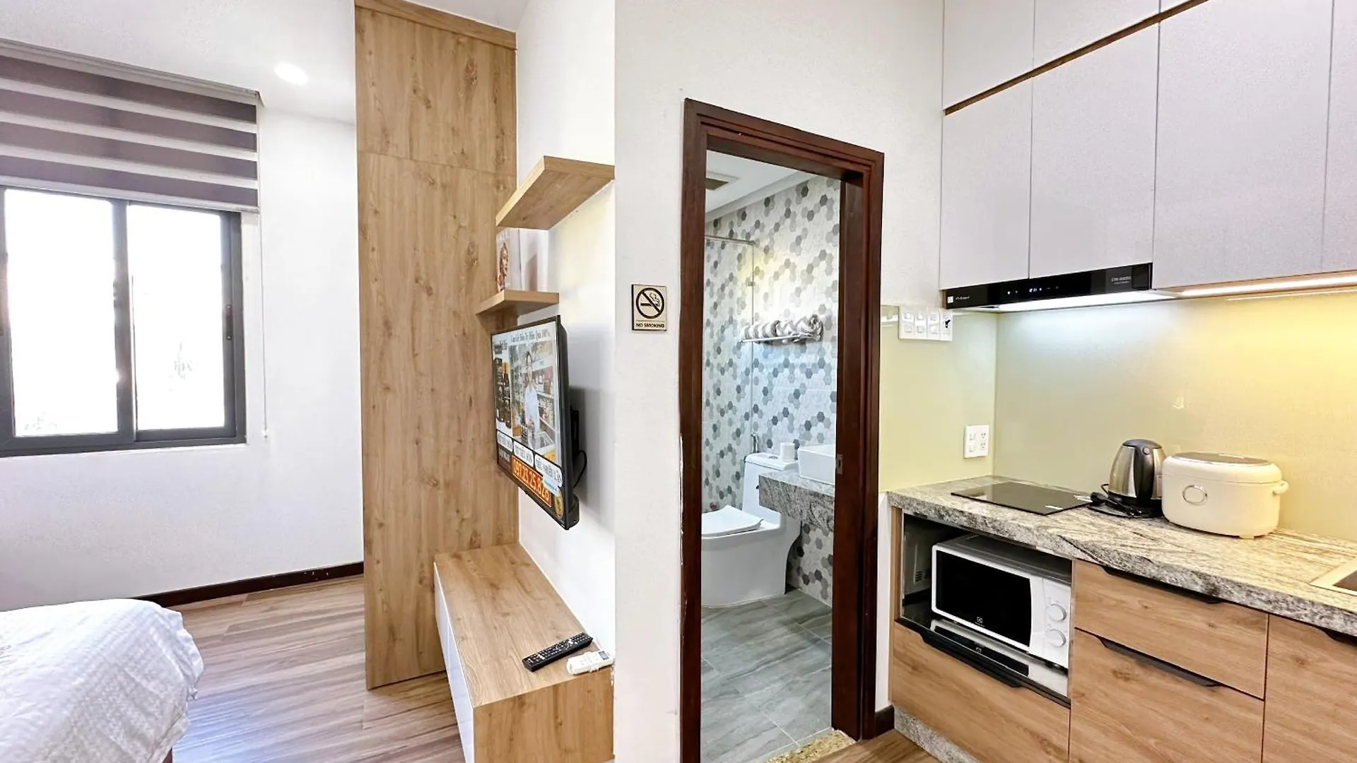 Apartment Riverside House Near Airport Ho Chi Minh City