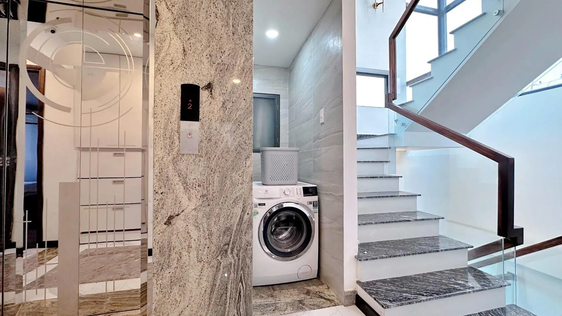 Riverside House Near Airport 胡志明市 0*,  越南